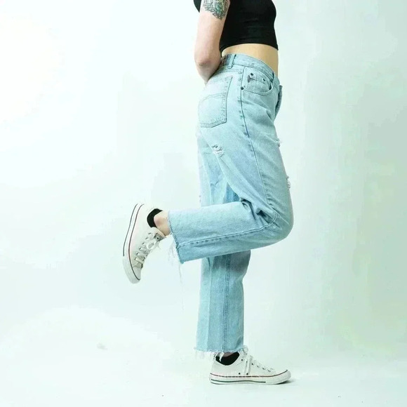 Vintage 90's Bugle Boy Gold Crest Mom Jeans - 33x30 - Picture 11 of 15